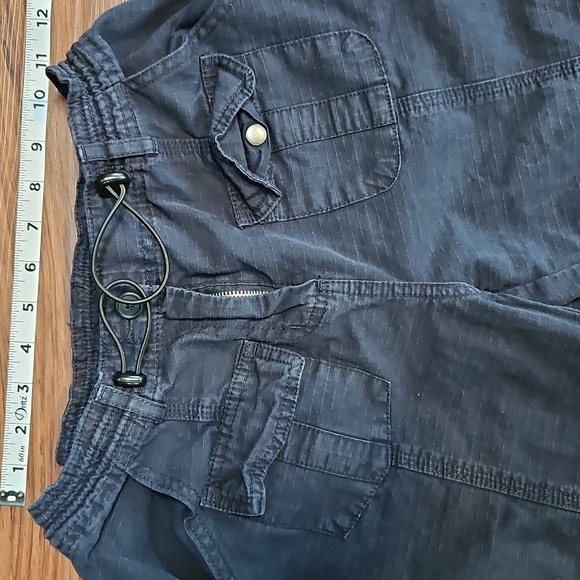 Brandy Melville Navy Cargo Pants, One Size - Picture 3 of 8